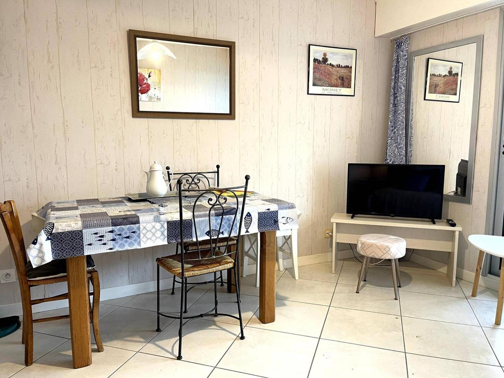 Perros-guirec, 1 Pièce, 3 Personnes - Fr-1-368-73